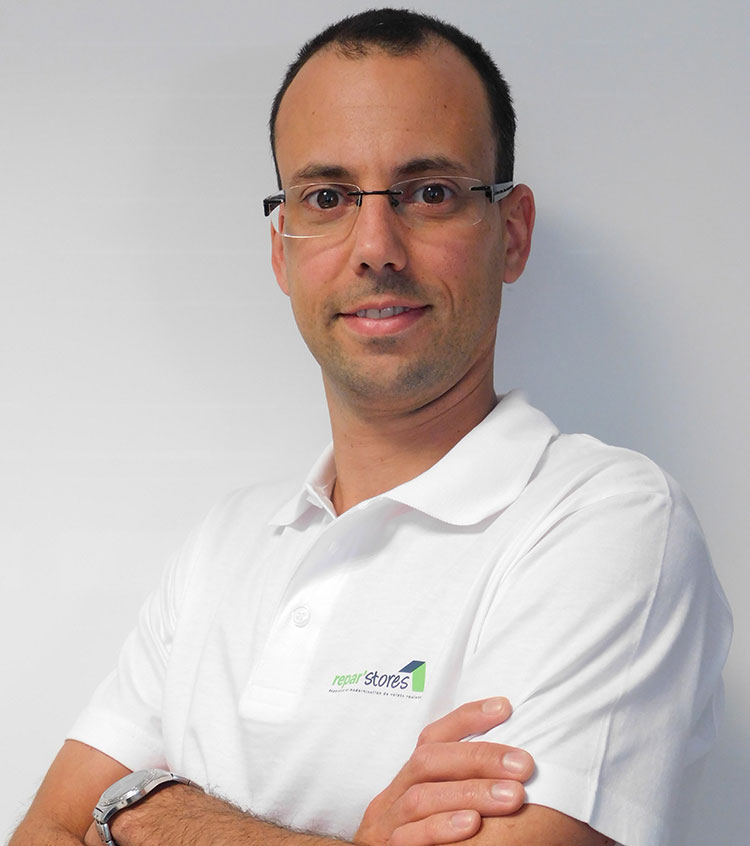 photo identite Emmanuel JOUBERT