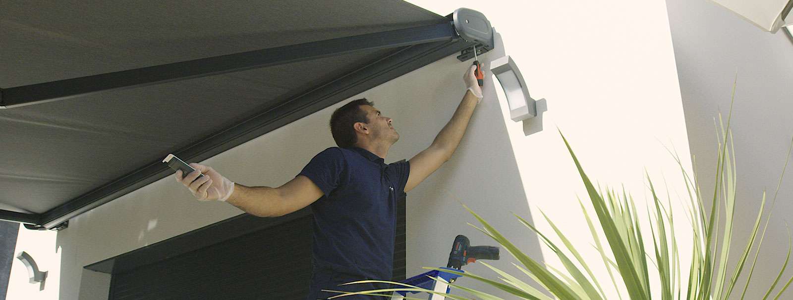 Intervention Répar'stores manivelle store banne